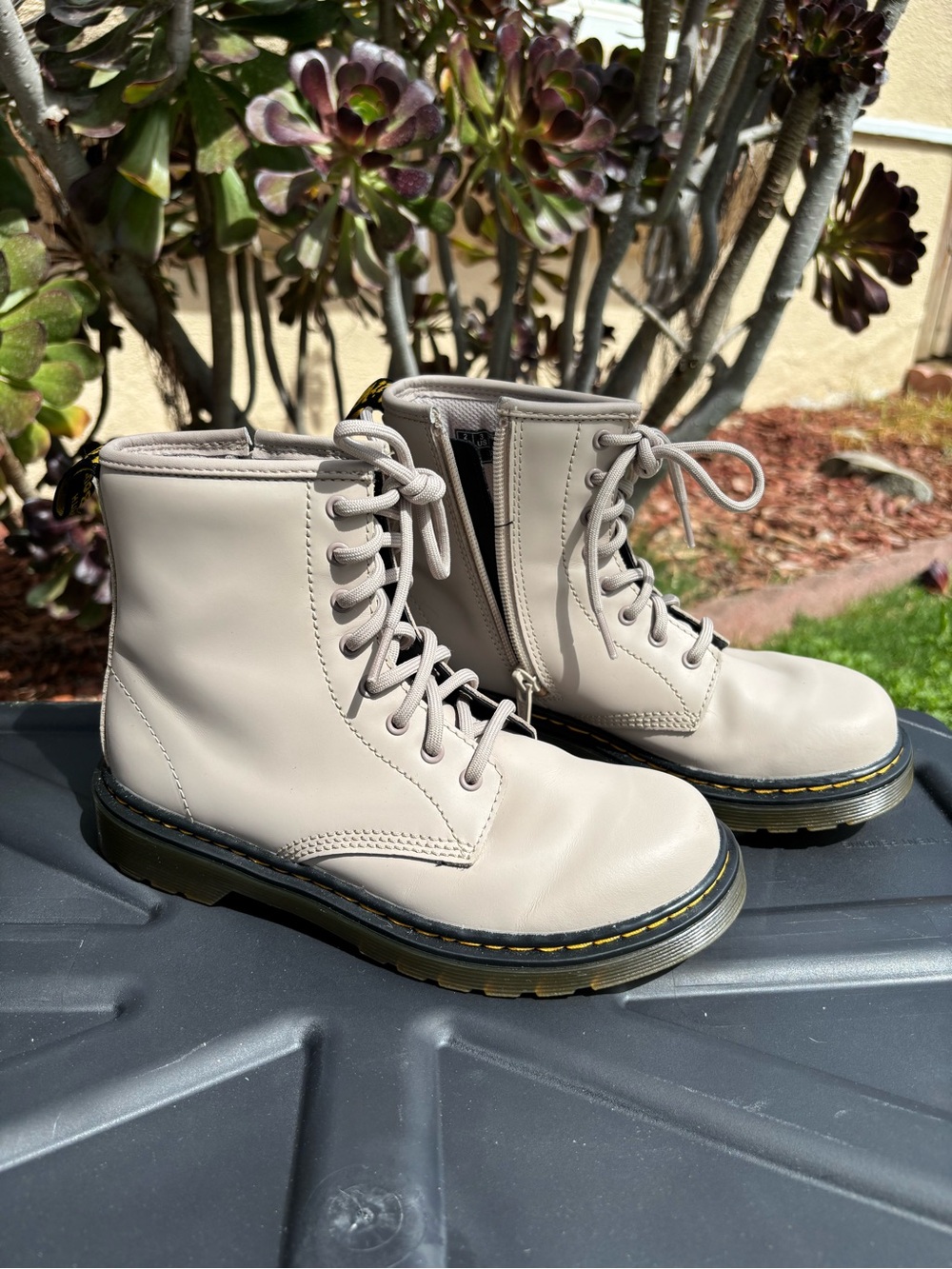 Dr. Martens Light Tan Leather Boots Girls size 3